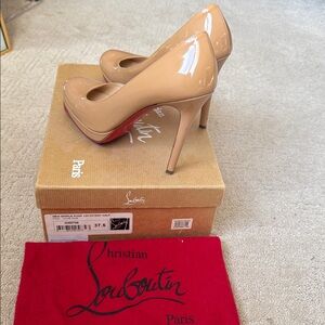 Christian Louboutin Beige Patent Leather Heels
